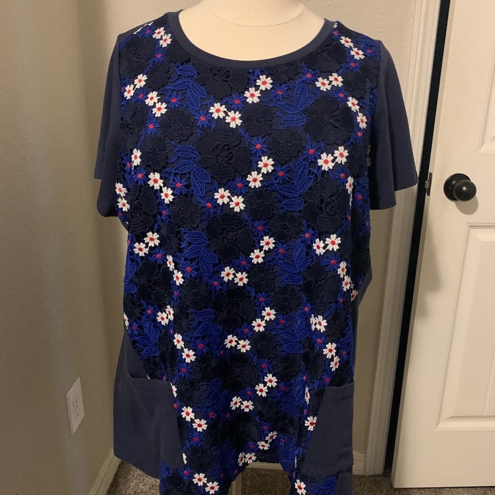 T-32 Floral Lace Overlay Top - Navy Blue